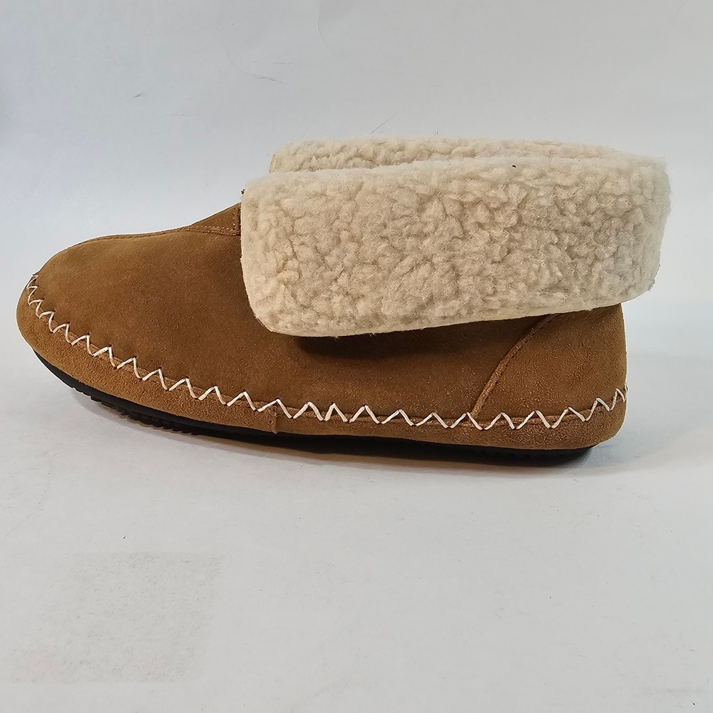 Isotoner Womens Tan Suede Moccasin Boot Slippers Fleece Lined Fold Cuff - Picture 9 of 9
